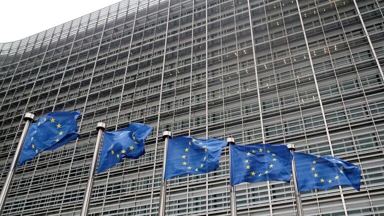 صوت الوطن نيوز | المفوضية الأوروبية تقترح تعليق الرحلات الجوية الآتية من دول جنوب القارة الإفريقية