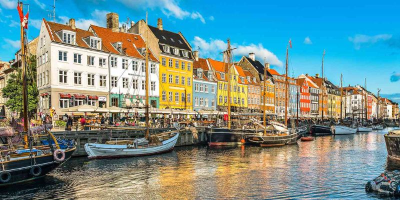 Qatar Airways Copenhagen Office in Denmark 1-844-935-3943